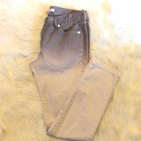 BCBGeneration Denim - ⭐️3for$30 BCBGeneration The Jasper Skinny Jeans